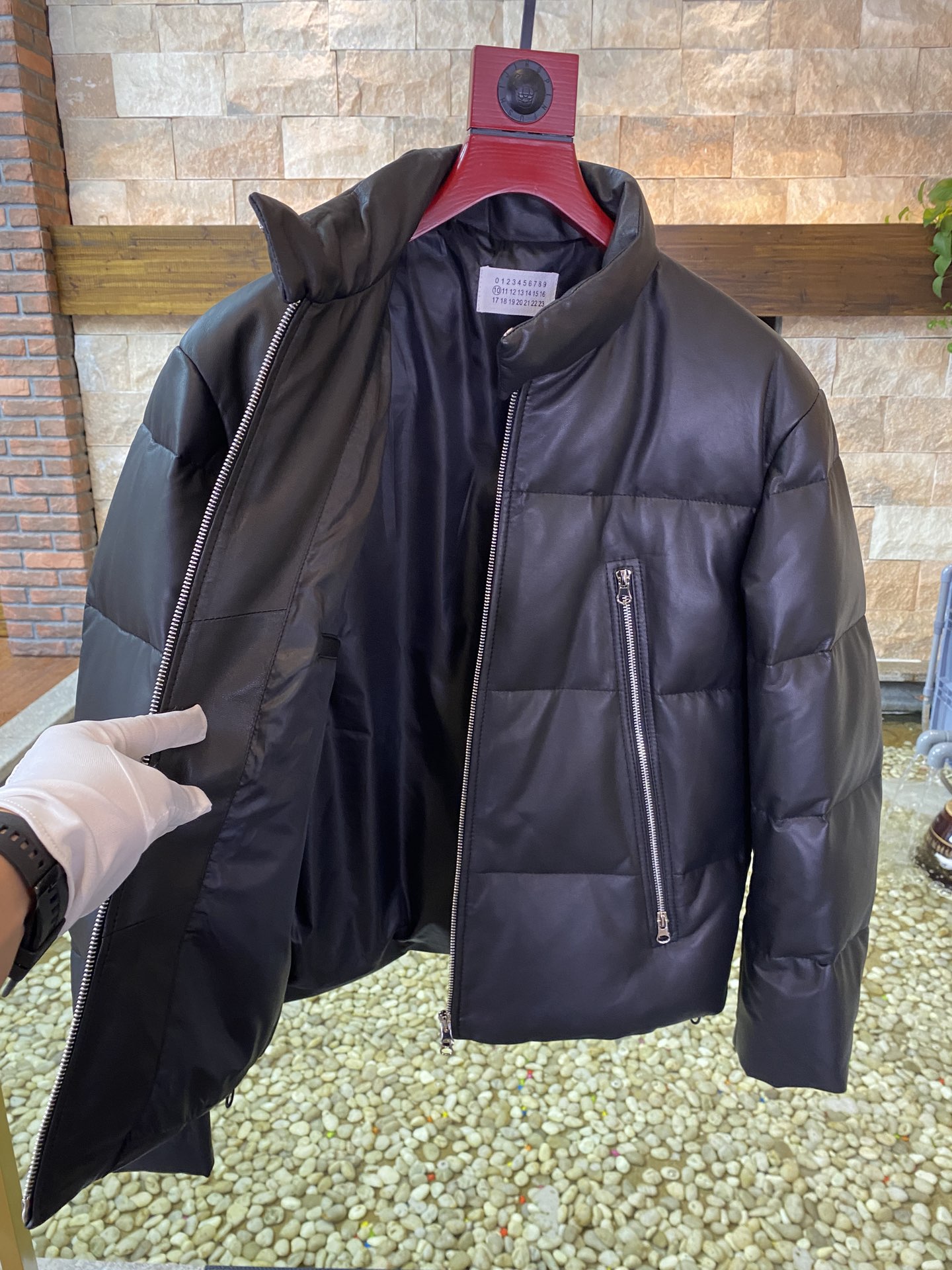 MAISON MARGIELA Мужская кожаная куртка MAISON MARGIELA Мужская кожаная куртка