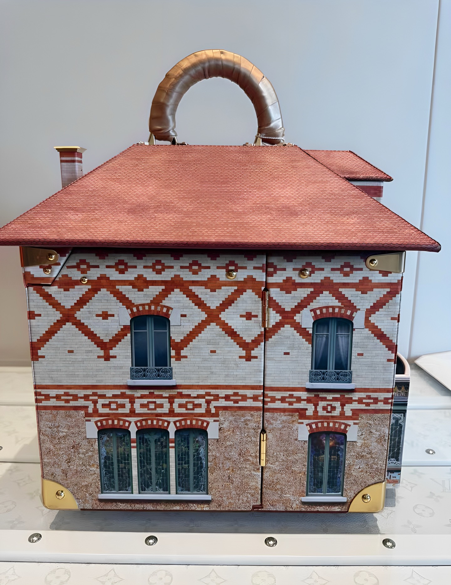 LOUIS VUITTON Декоративная шкатулка Maison De Famille