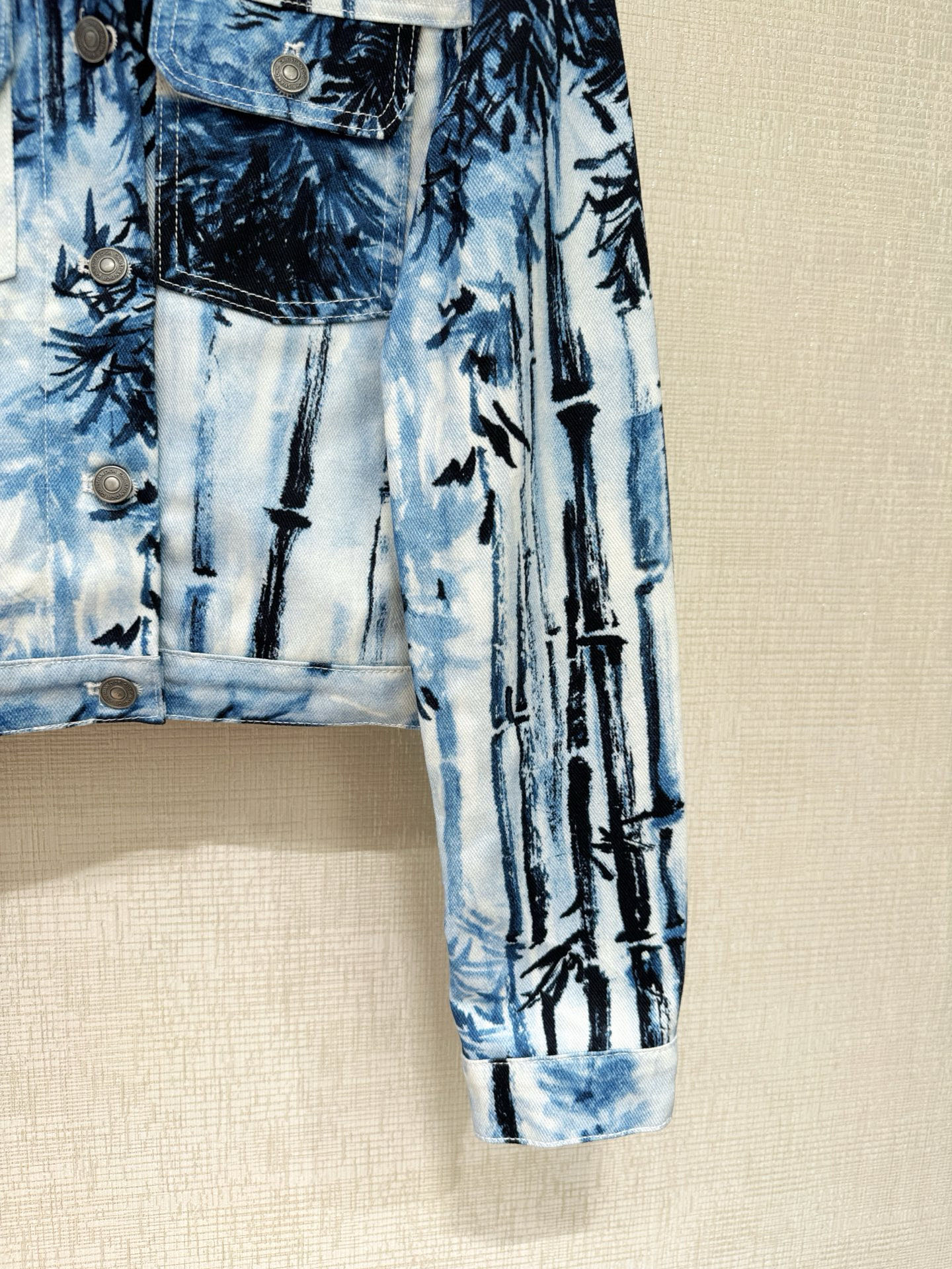 CHRISTIAN DIOR Женская куртка из хлопка CHRISTIAN DIOR Женская куртка из хлопка