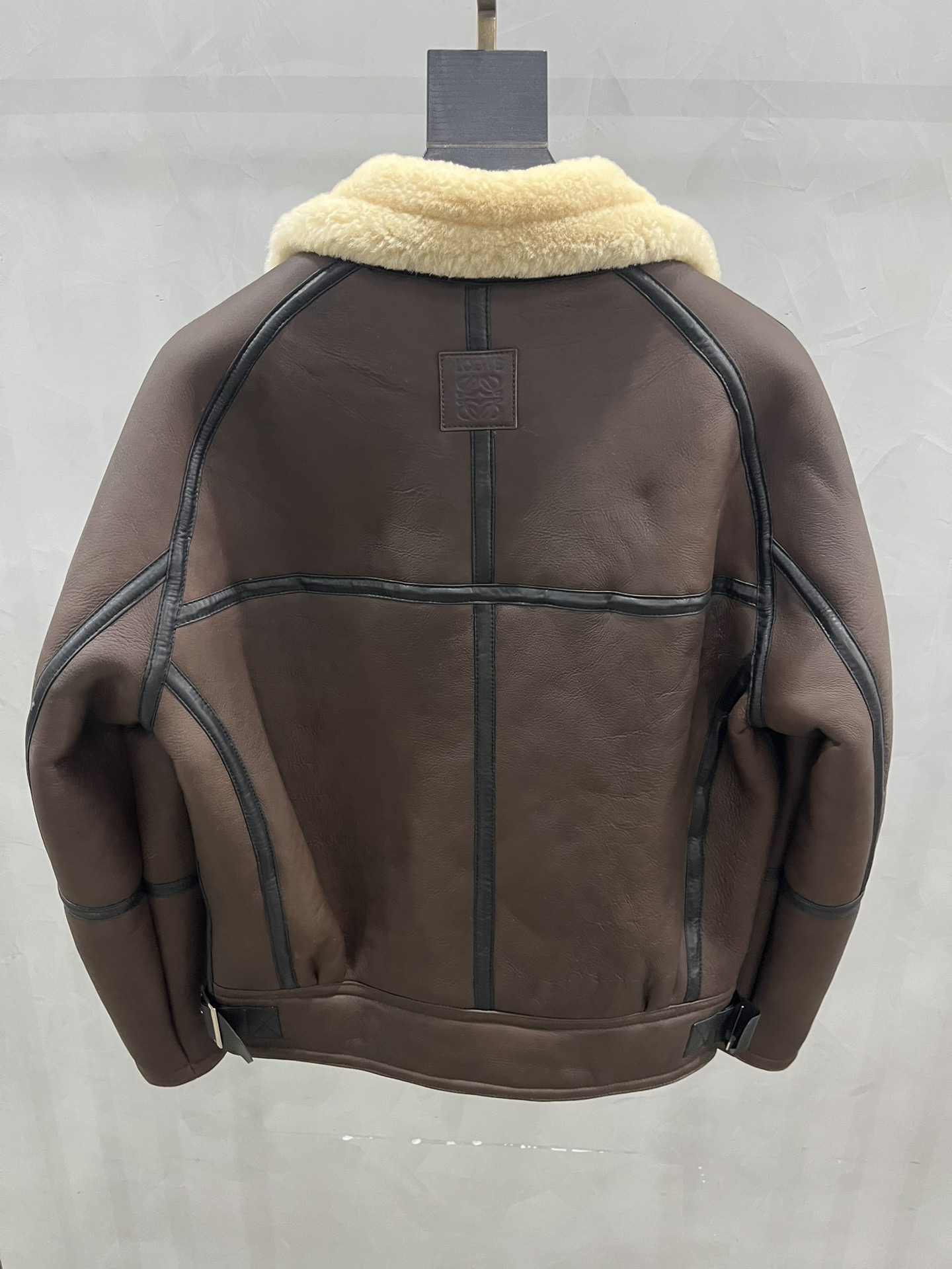 LOEWE Мужская куртка из кожи и шерсти мериноса LOEWE Мужская куртка из кожи и шерсти мериноса