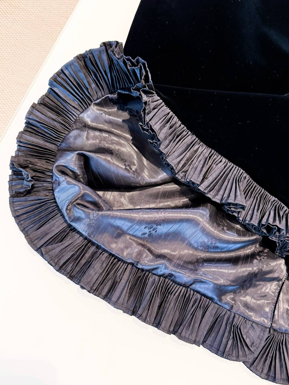 VALENTINO Женская юбка  VALENTINO Женская юбка