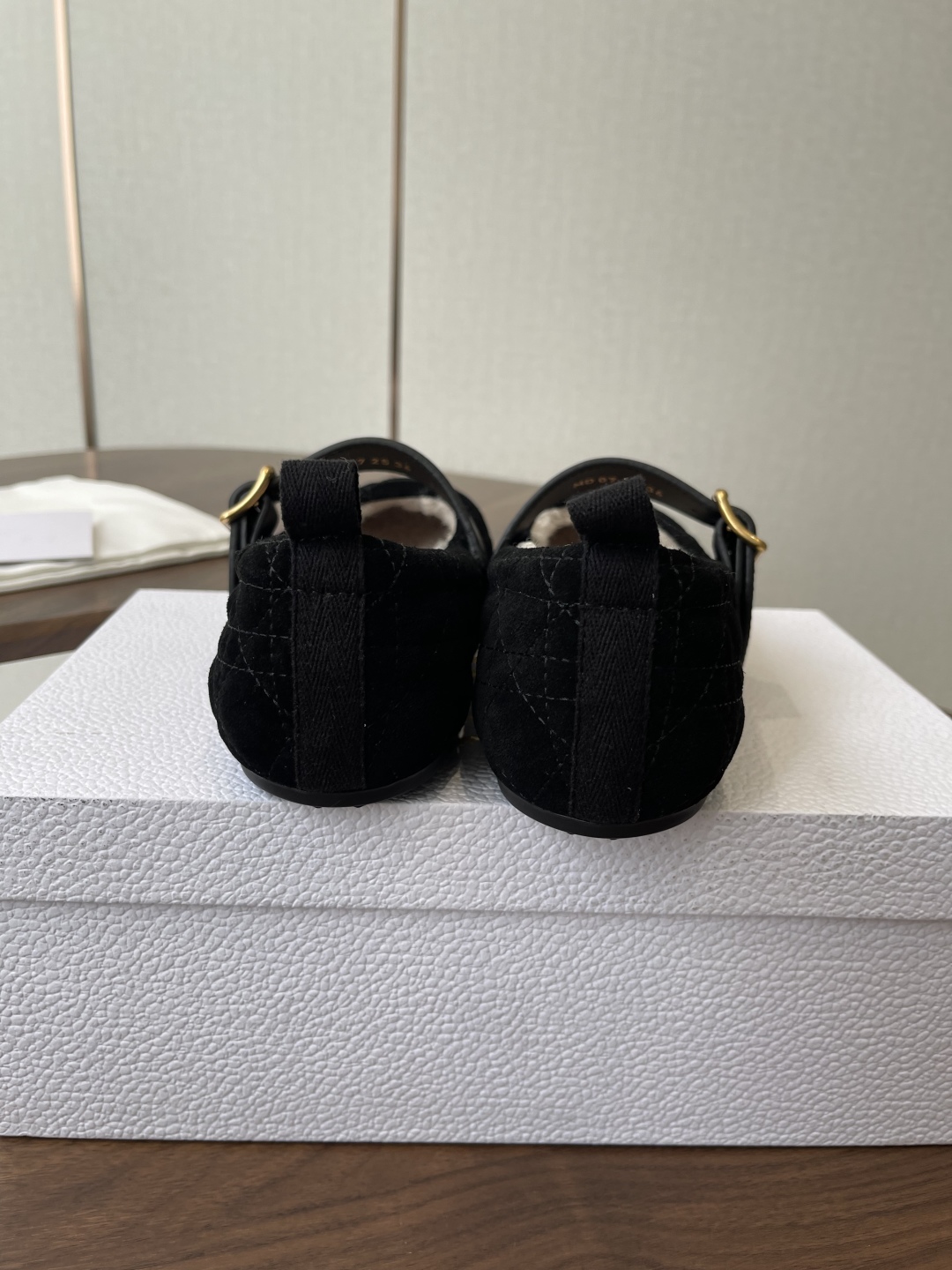 CHRISTIAN DIOR Женские балетки 