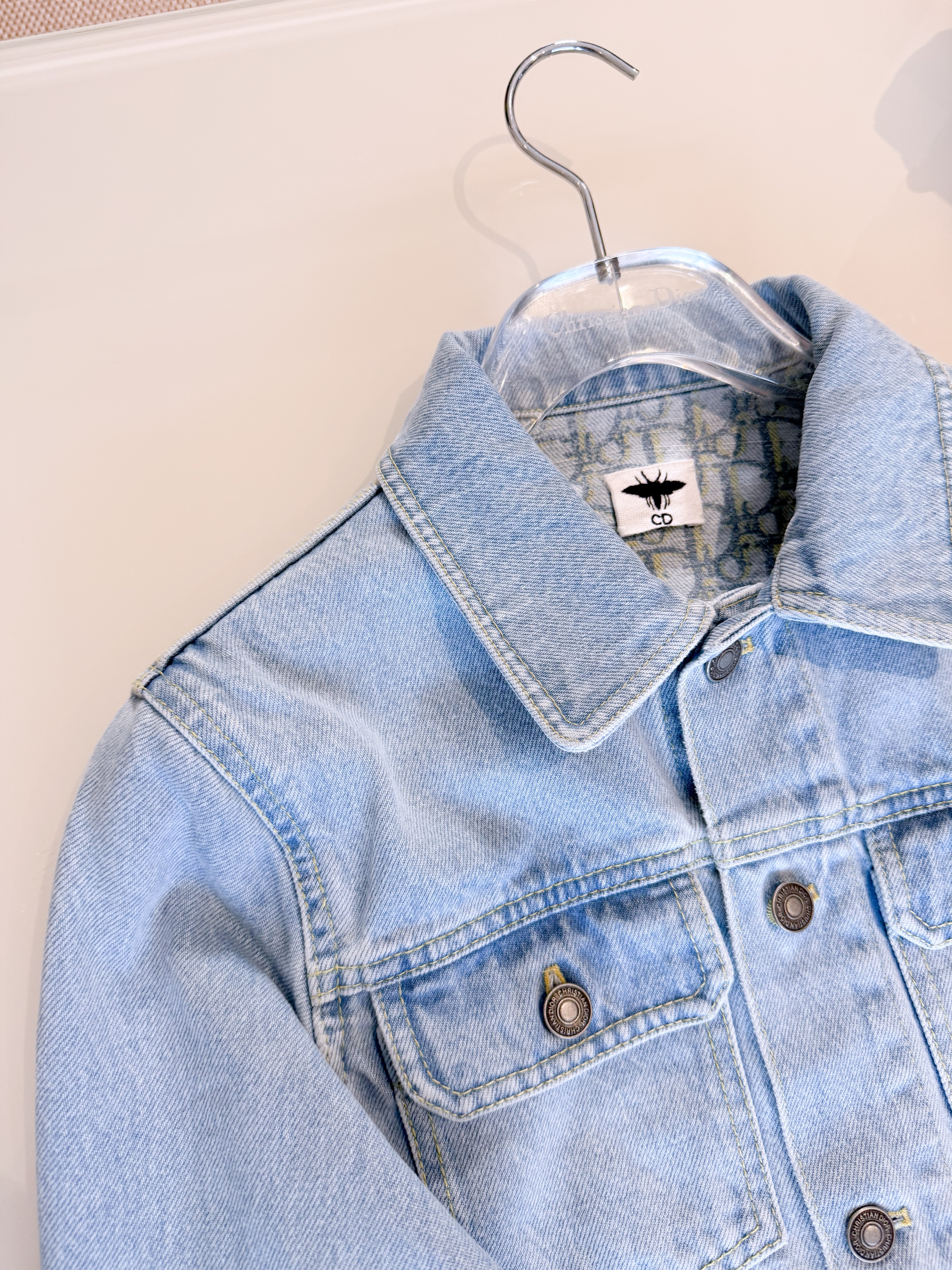 CHRISTIAN DIOR Женская куртка CHRISTIAN DIOR Женская куртка