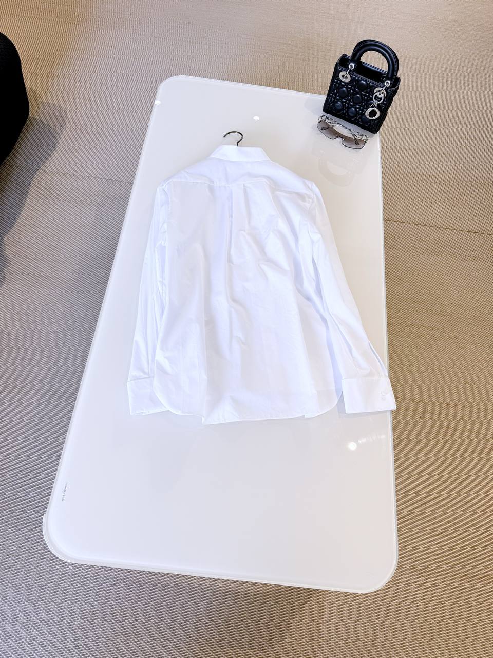 CHRISTIAN DIOR Женская рубашка CHRISTIAN DIOR Женская рубашка