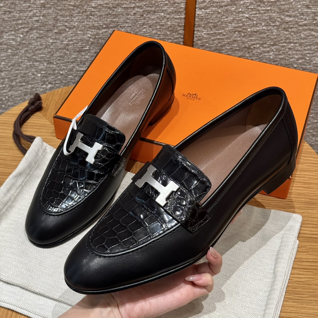 HERMES Женские лоферы Paris кожа аллигатора  HERMES Женские лоферы Paris кожа аллигатора