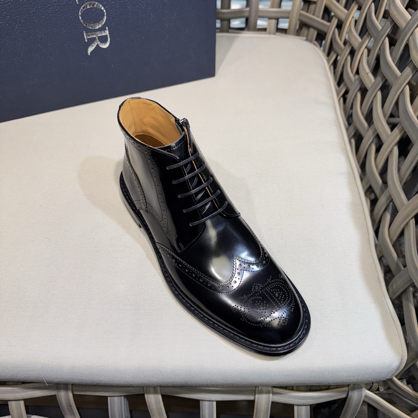 CHRISTIAN DIOR Мужские ботинки из телячьей кожи