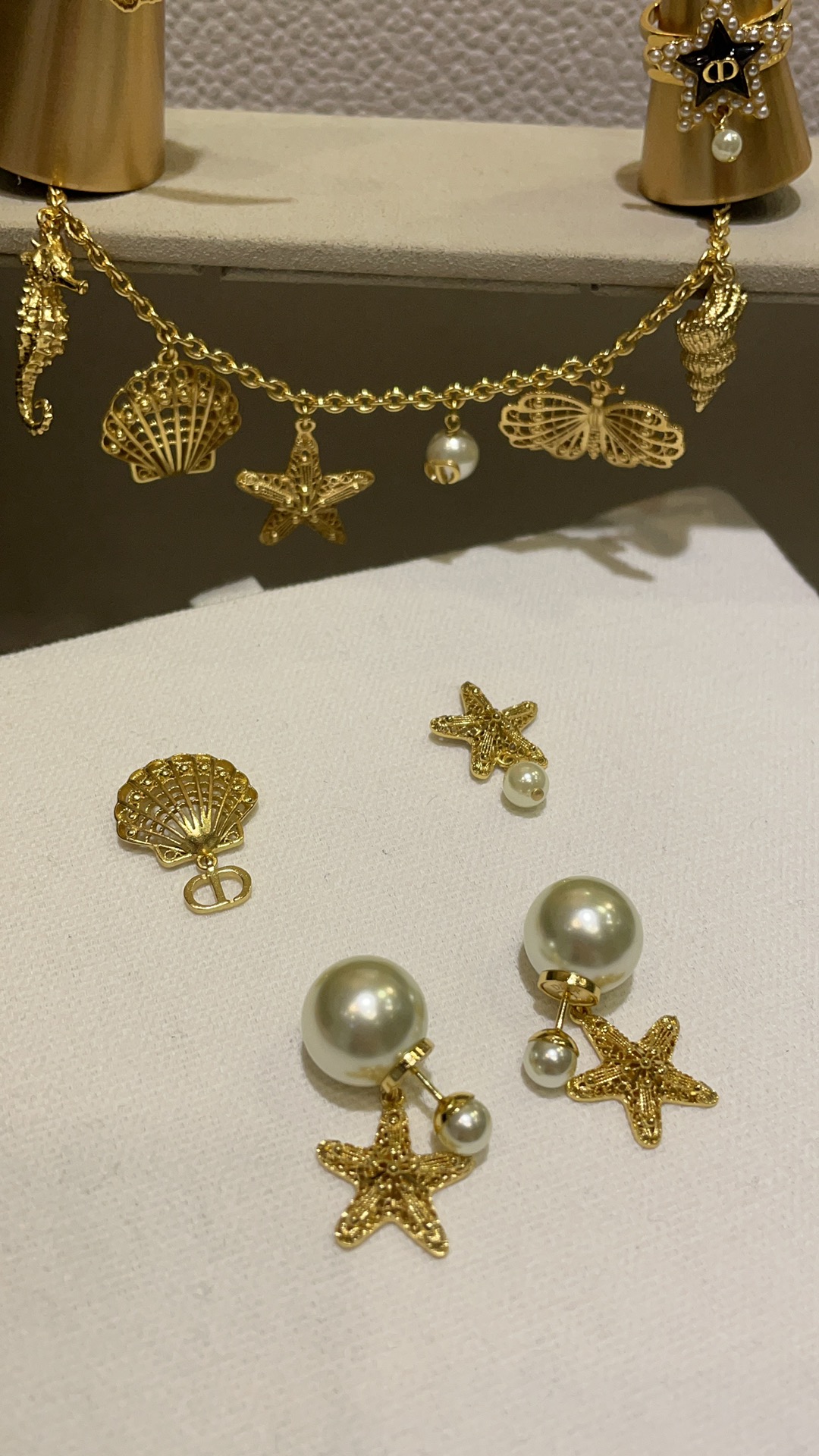 CHRISTIAN DIOR Женские серьги Tribales CHRISTIAN DIOR Женские серьги Tribales