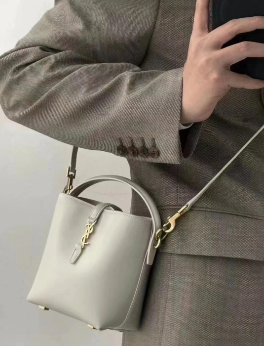 SAINT LAURENT Женская Сумка Le 37 Mini