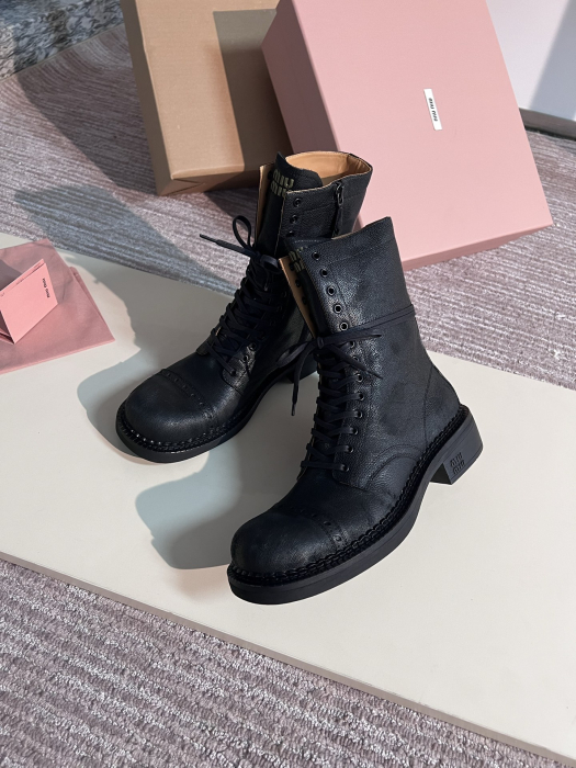 MIU MIU Женские ботинки из телячьей кожи