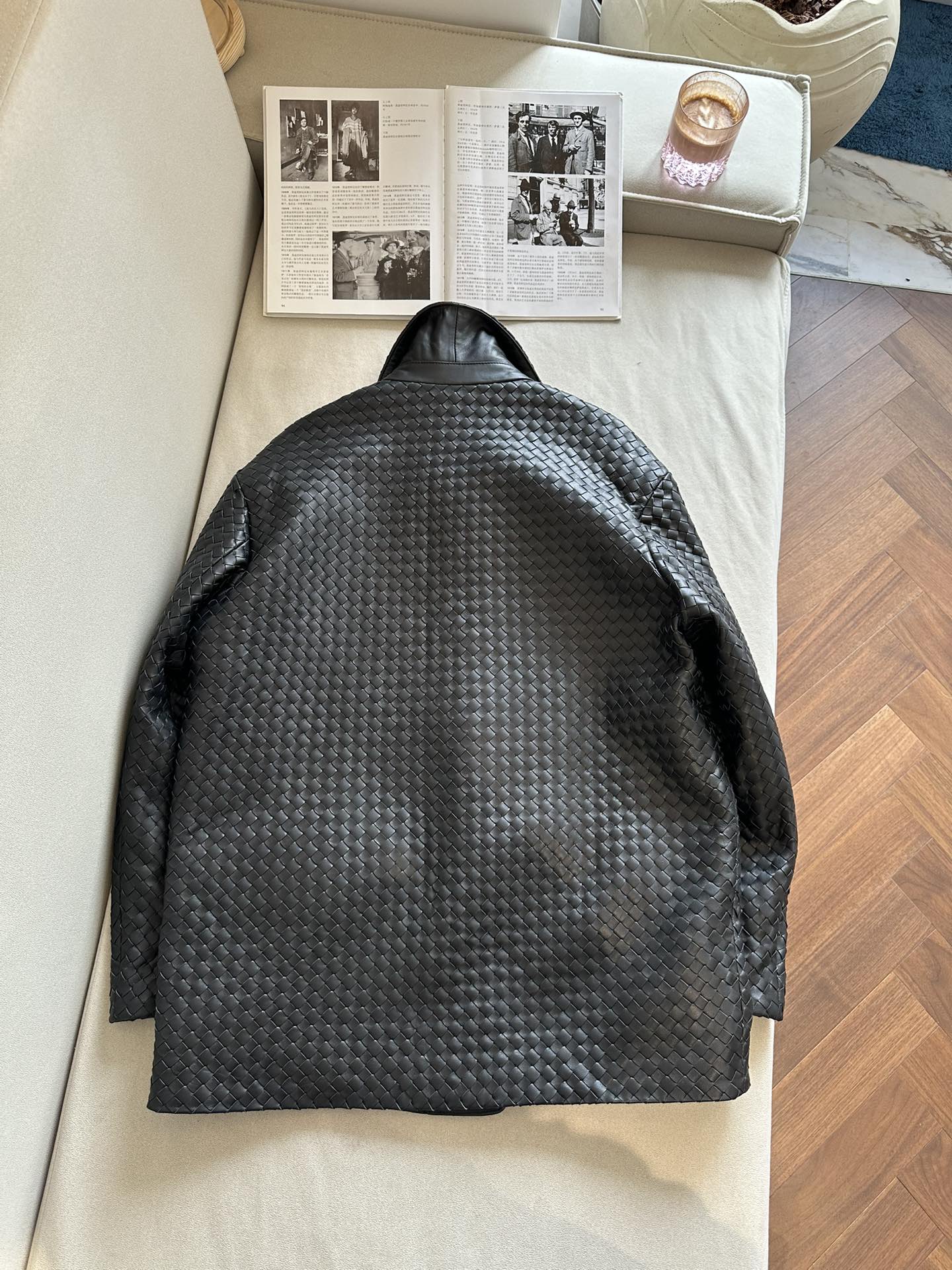 BOTTEGA VENETA Женская кожаная рубашка