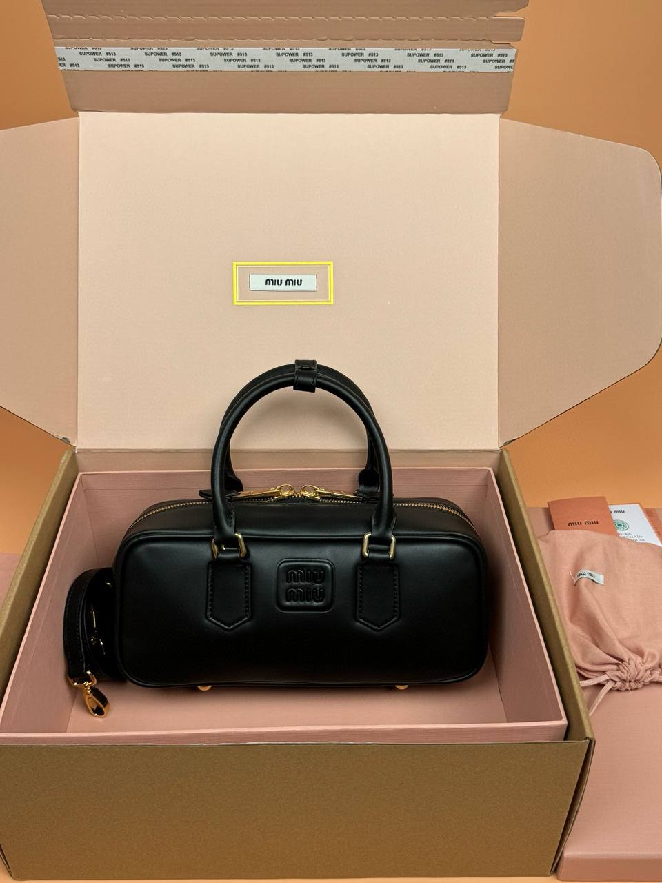 MIU MIU Женская сумка Arcadie  MIU MIU Женская сумка Arcadie