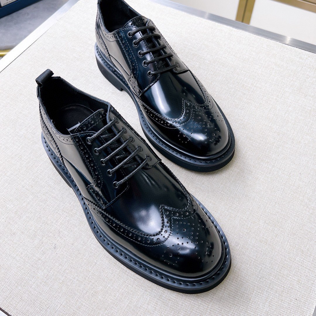 CHRISTIAN DIOR Мужские туфли броги CHRISTIAN DIOR Мужские туфли броги