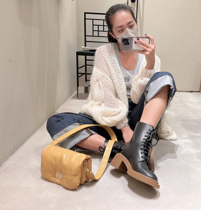 LOEWE Женская сумка Puffer Goya mini