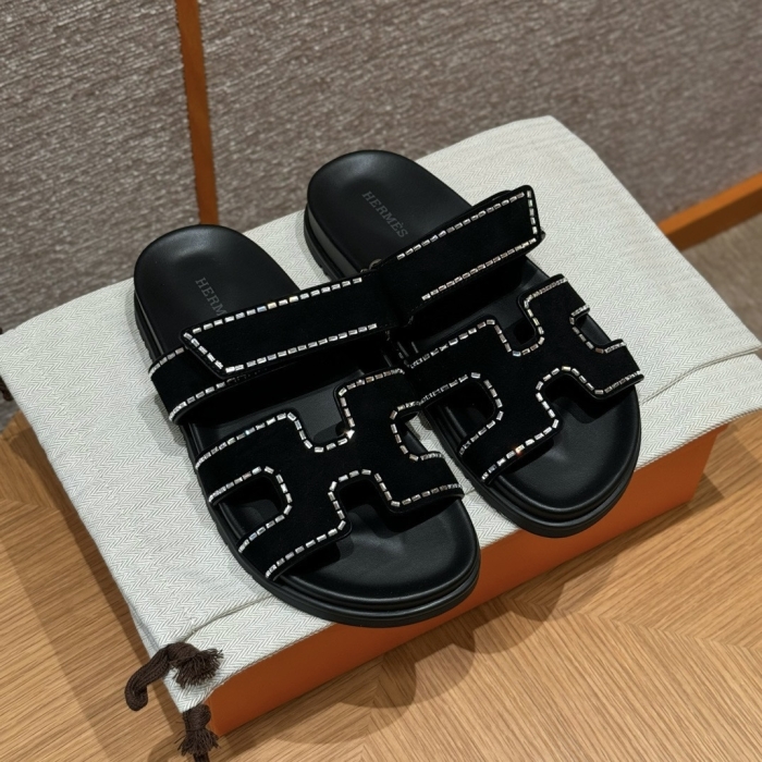 HERMES Женские сандалии Chypre с кристаллами