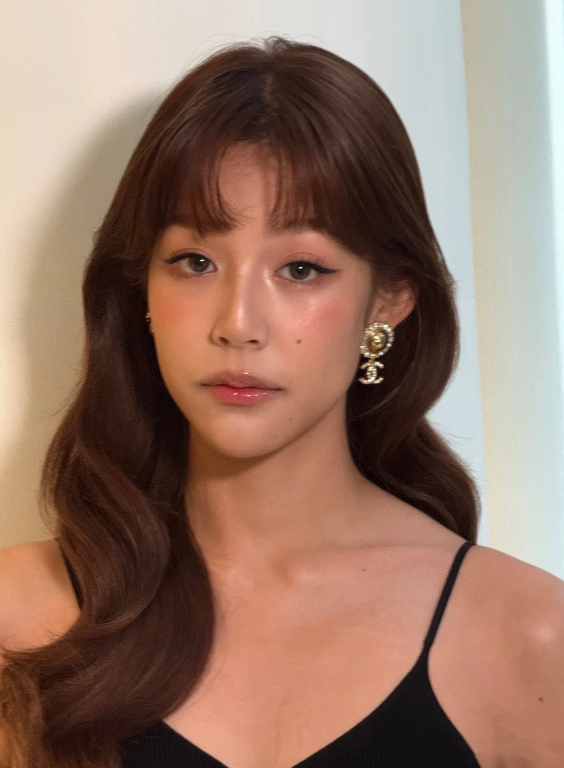 CHANEL Женские серьги с подвеской CHANEL Женские серьги с подвеской