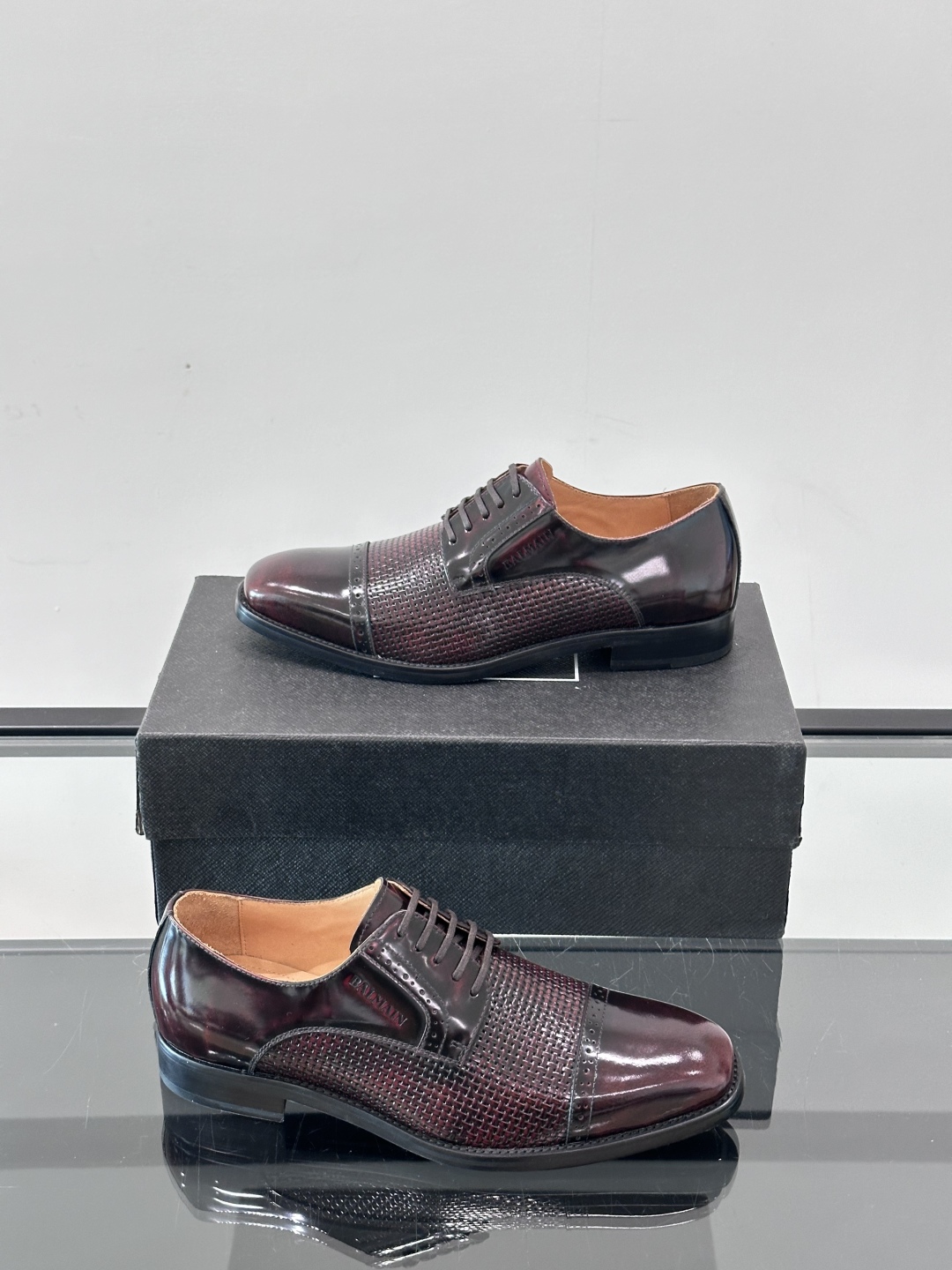 BALMAIN Мужские туфли коровья кожа BALMAIN Мужские туфли коровья кожа