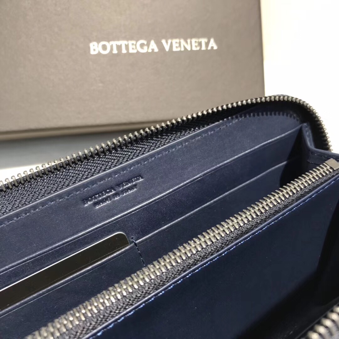 BOTTEGA VENETA Мужское Портмоне компактное с молнией