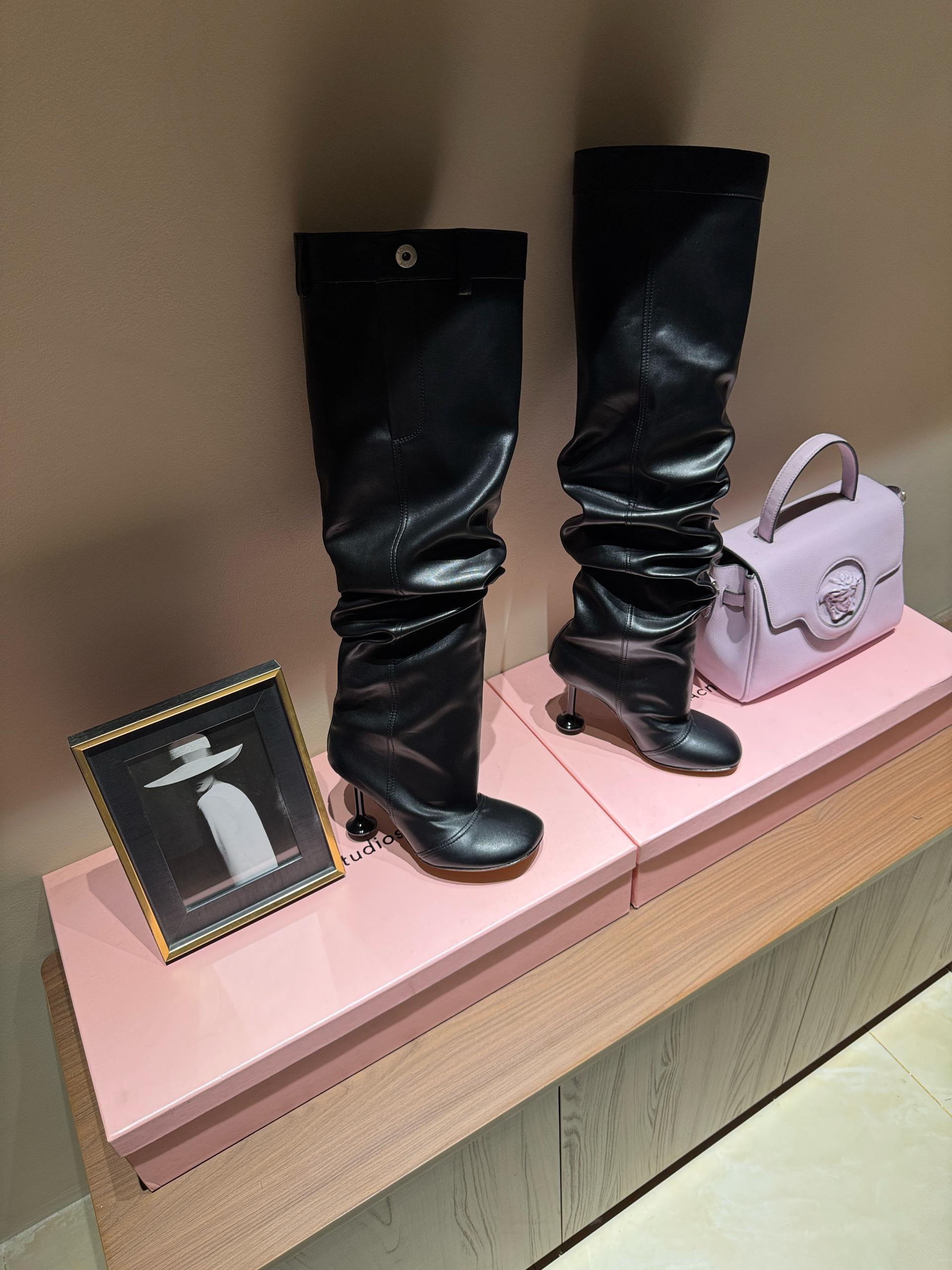 LOEWE Женские сапоги LOEWE Женские сапоги