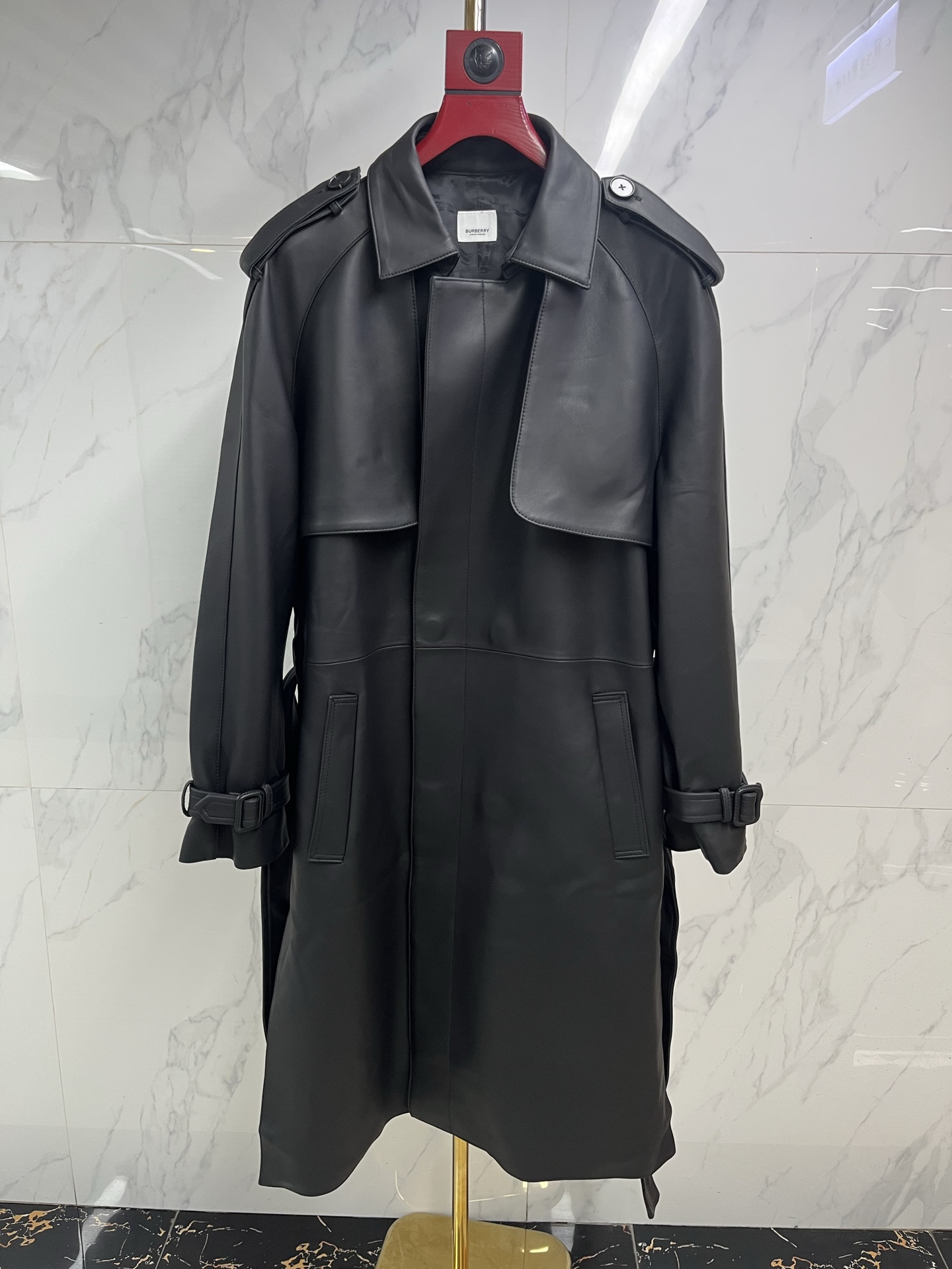 BURBERRY Мужской кожаный плащ BURBERRY Мужской кожаный плащ