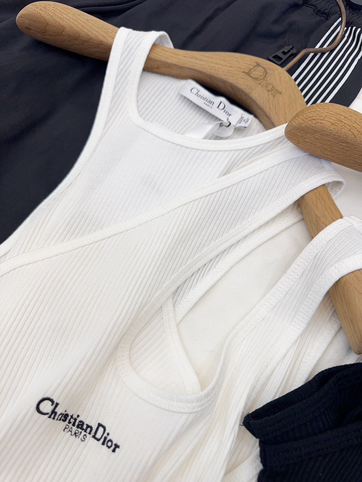 CHRISTIAN DIOR Женский топ CHRISTIAN DIOR Женский топ