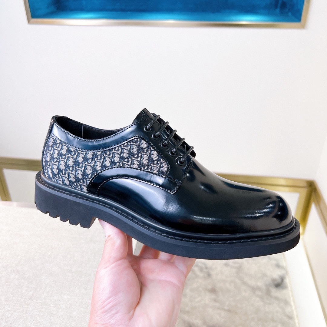 CHRISTIAN DIOR Мужские классические туфли CHRISTIAN DIOR Мужские классические туфли