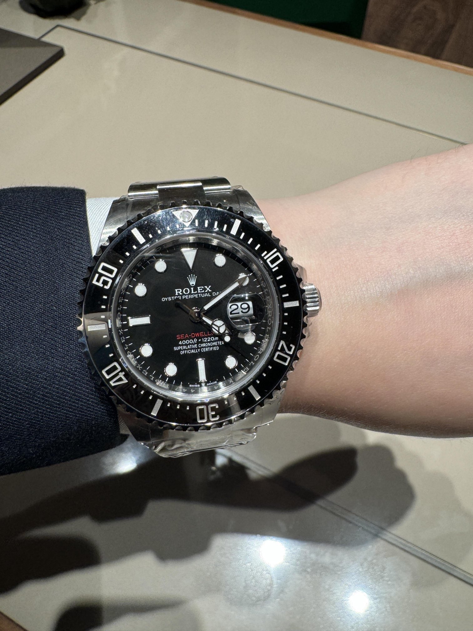 ROLEX Мужские часы Sea-Dweller 126600 43 мм ROLEX Мужские часы Sea-Dweller 126600 43 мм