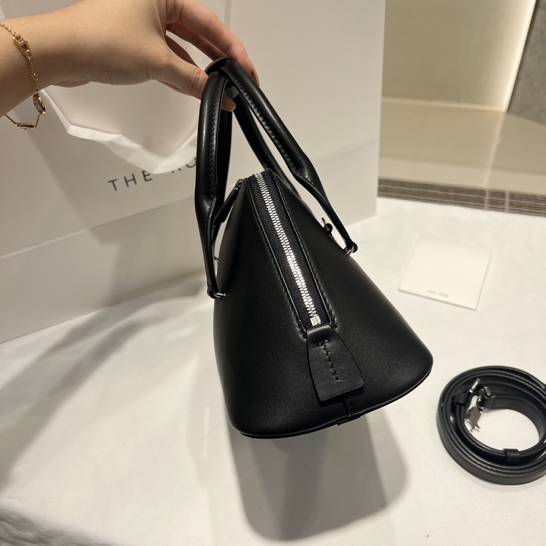 THE ROW Женская сумка mini Devon