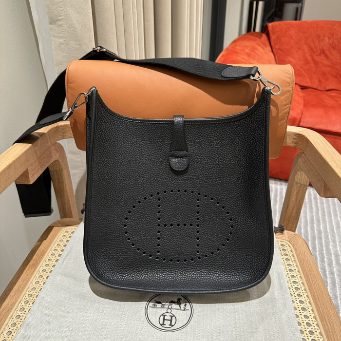  Hermes Женская сумка Evelyne 29 см ck89/Noir Clemence