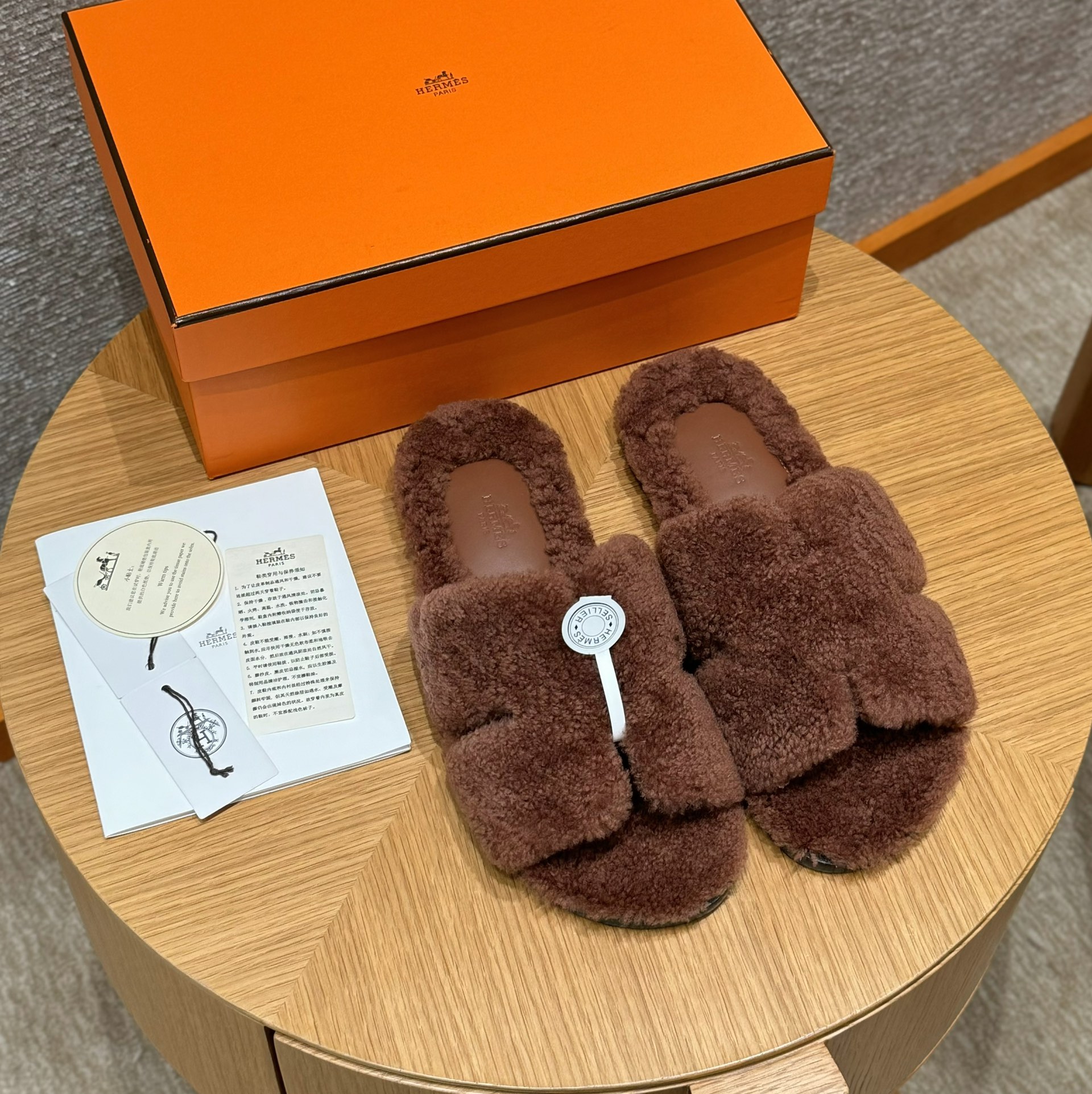 HERMES Мужские сандалии Izmir из шерсти