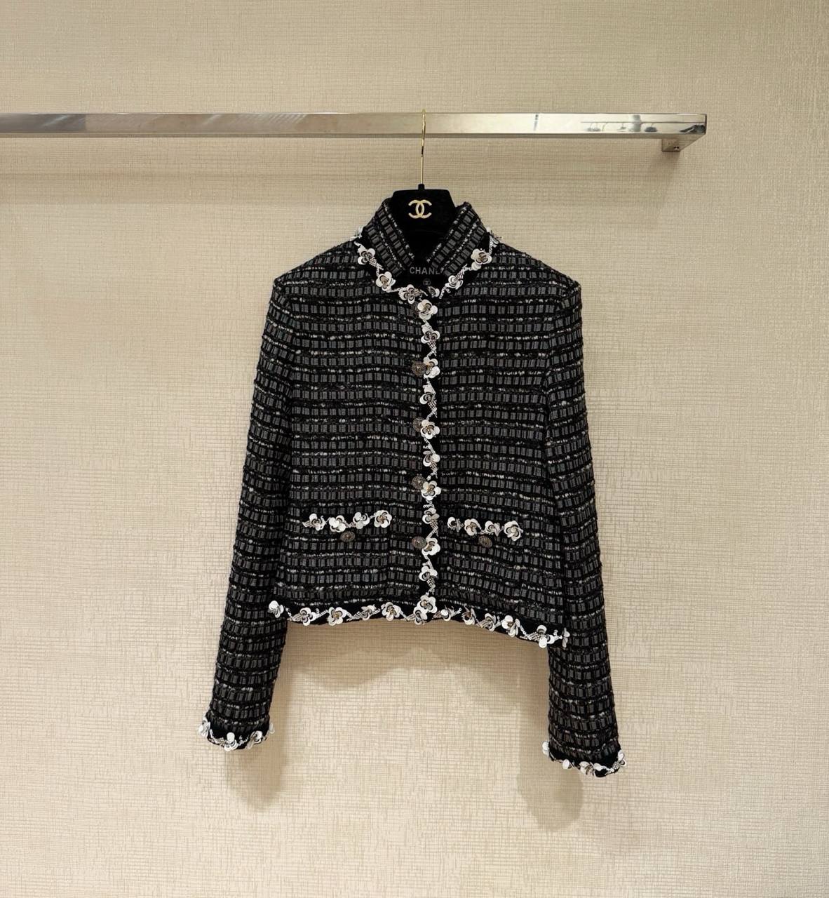 CHRISTIAN DIOR Женский кардиган CHRISTIAN DIOR Женский кардиган