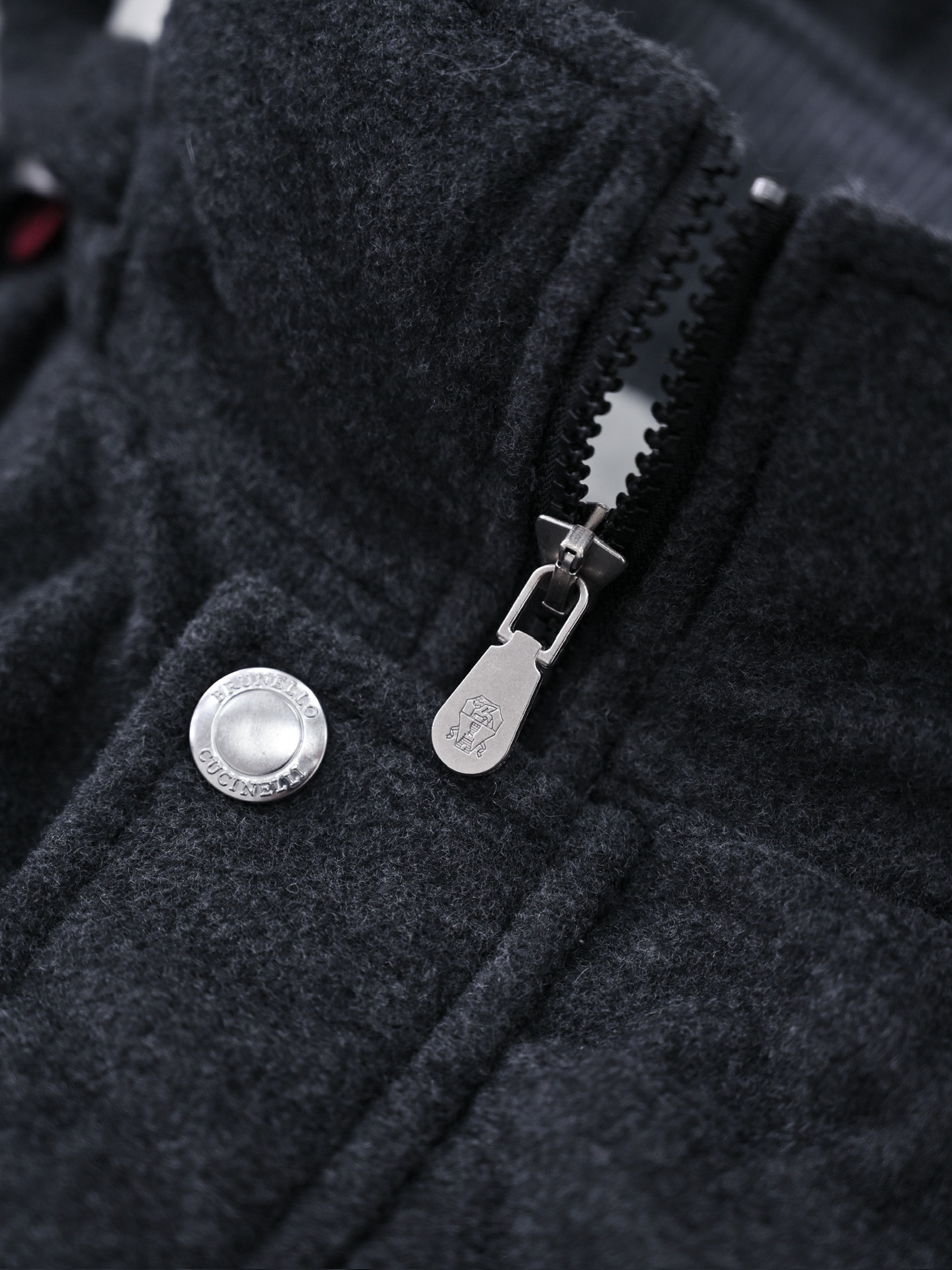 BRUNELLO CUCINELLI Мужской пуховик 