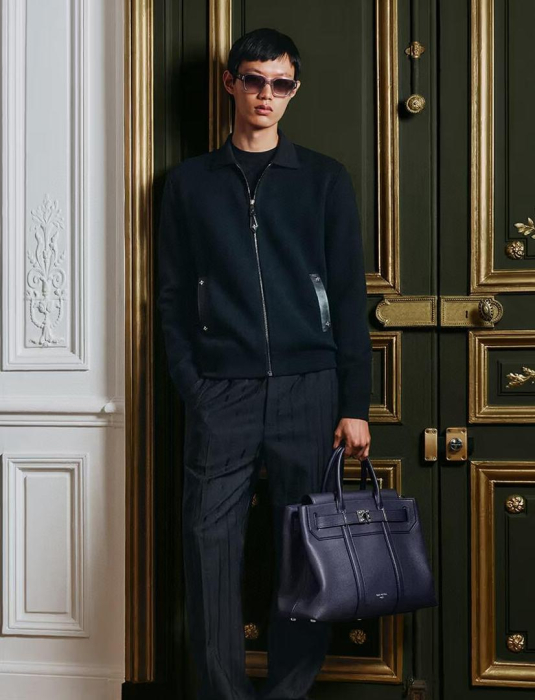 LOUIS VUITTON Мужская толстовка LOUIS VUITTON Мужская толстовка