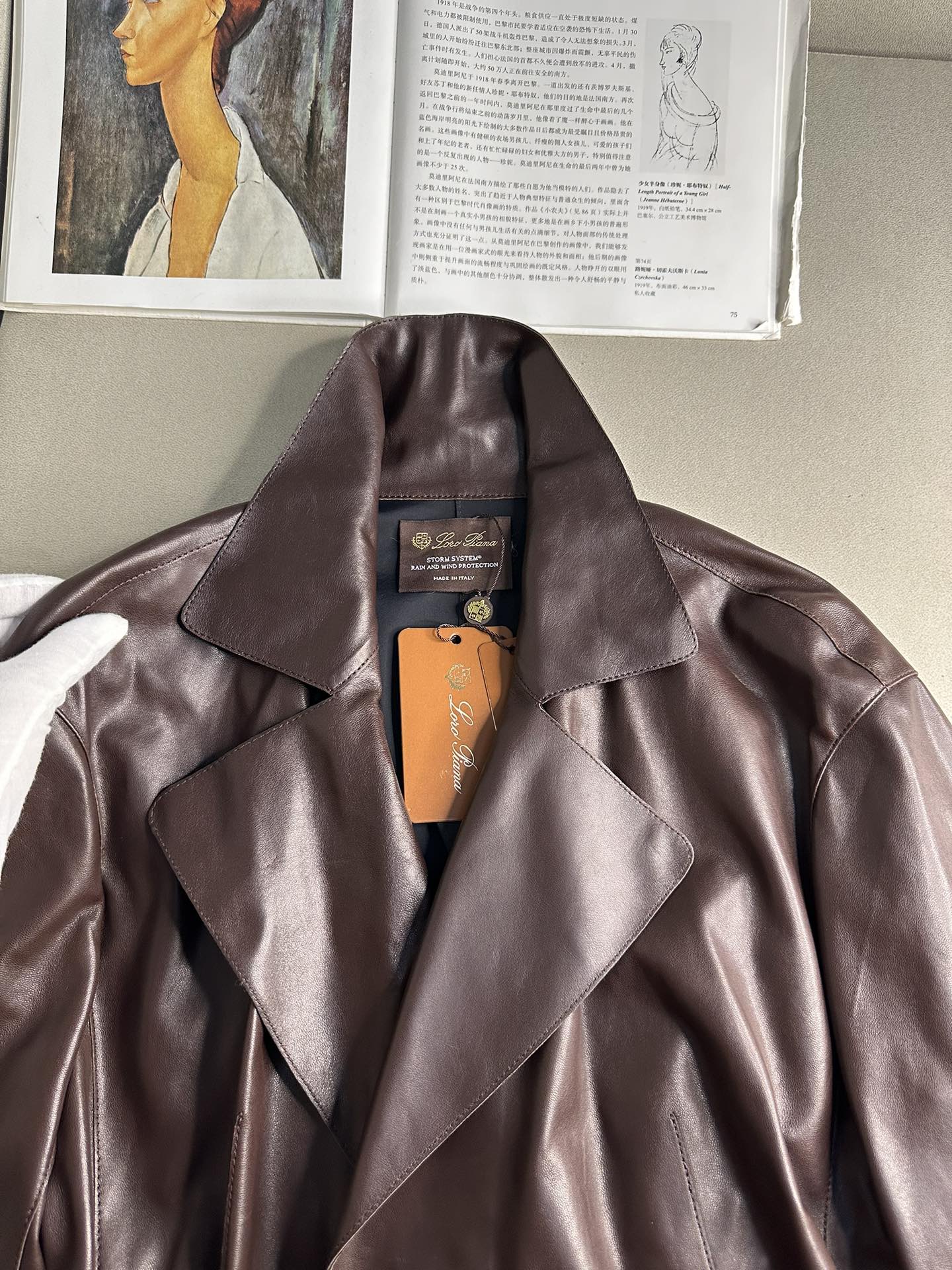 LORO PIANA Женская кожаная куртка LORO PIANA Женская кожаная куртка