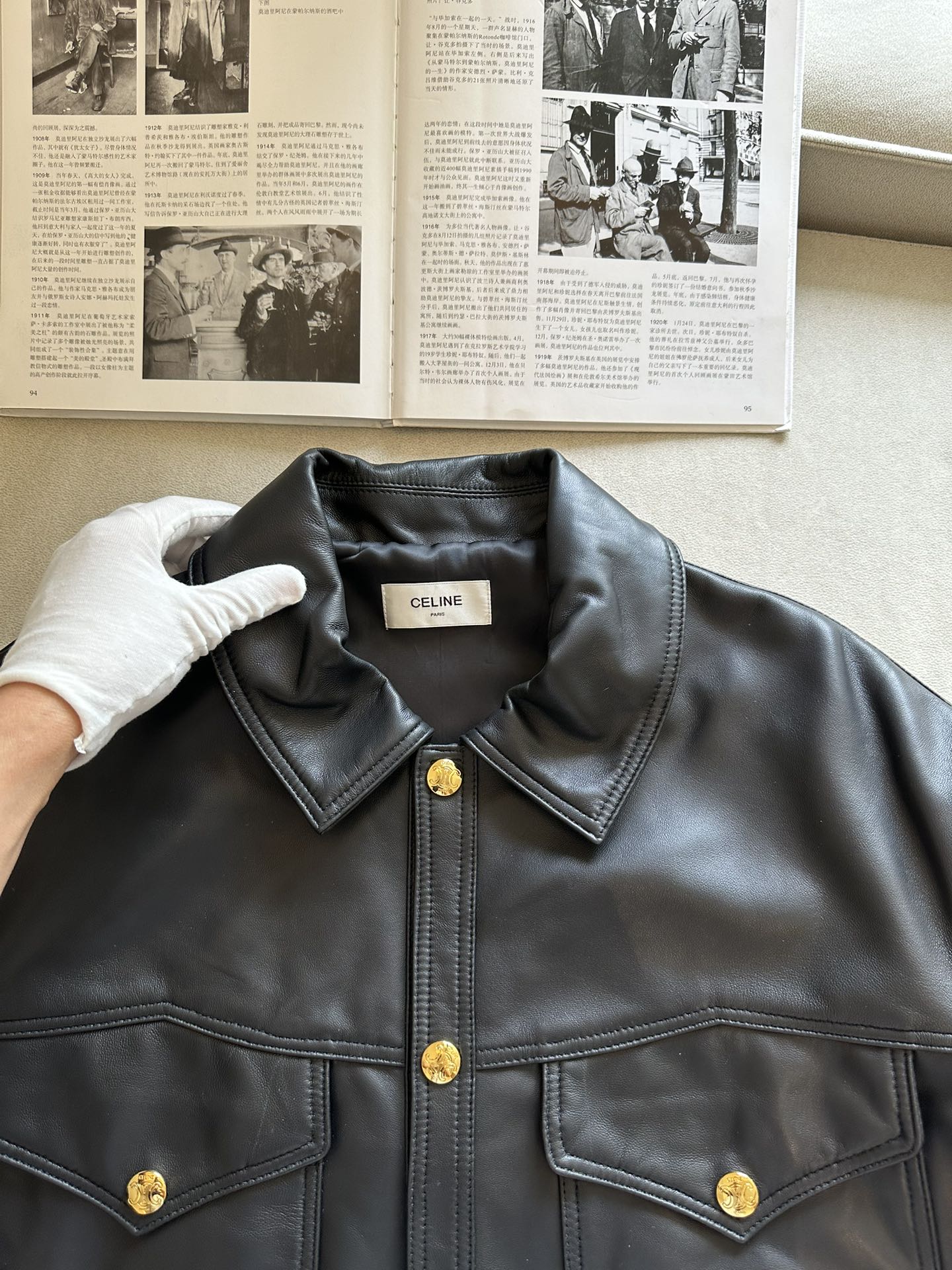 CELINE Женская кожаная куртка CELINE Женская кожаная куртка