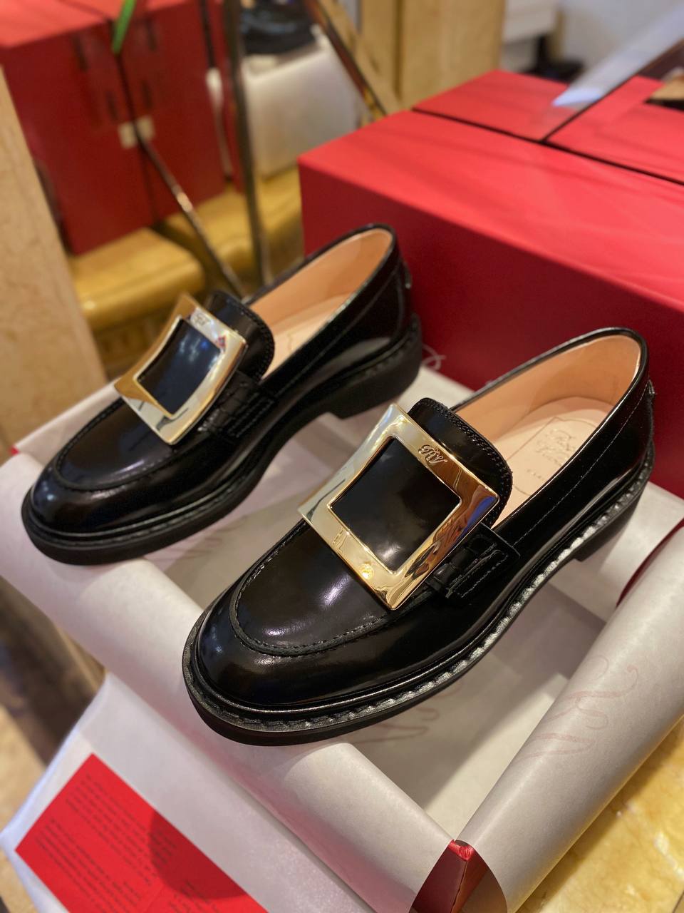 ROGER VIVIER Женские лоферы ROGER VIVIER Женские лоферы