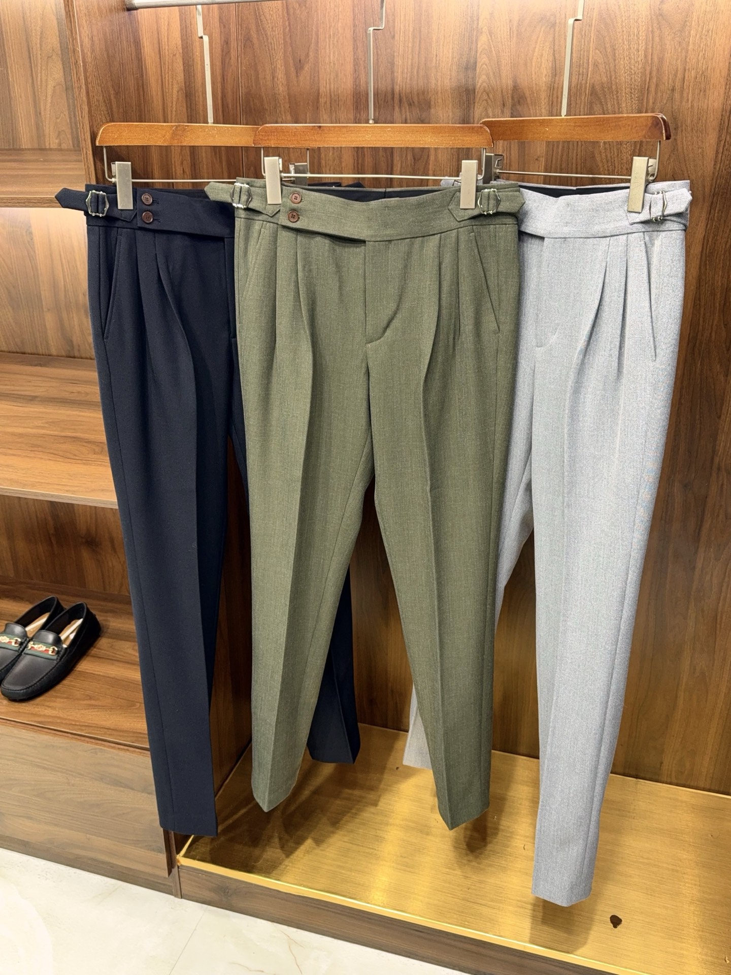 BRIONI Мужские брюки 