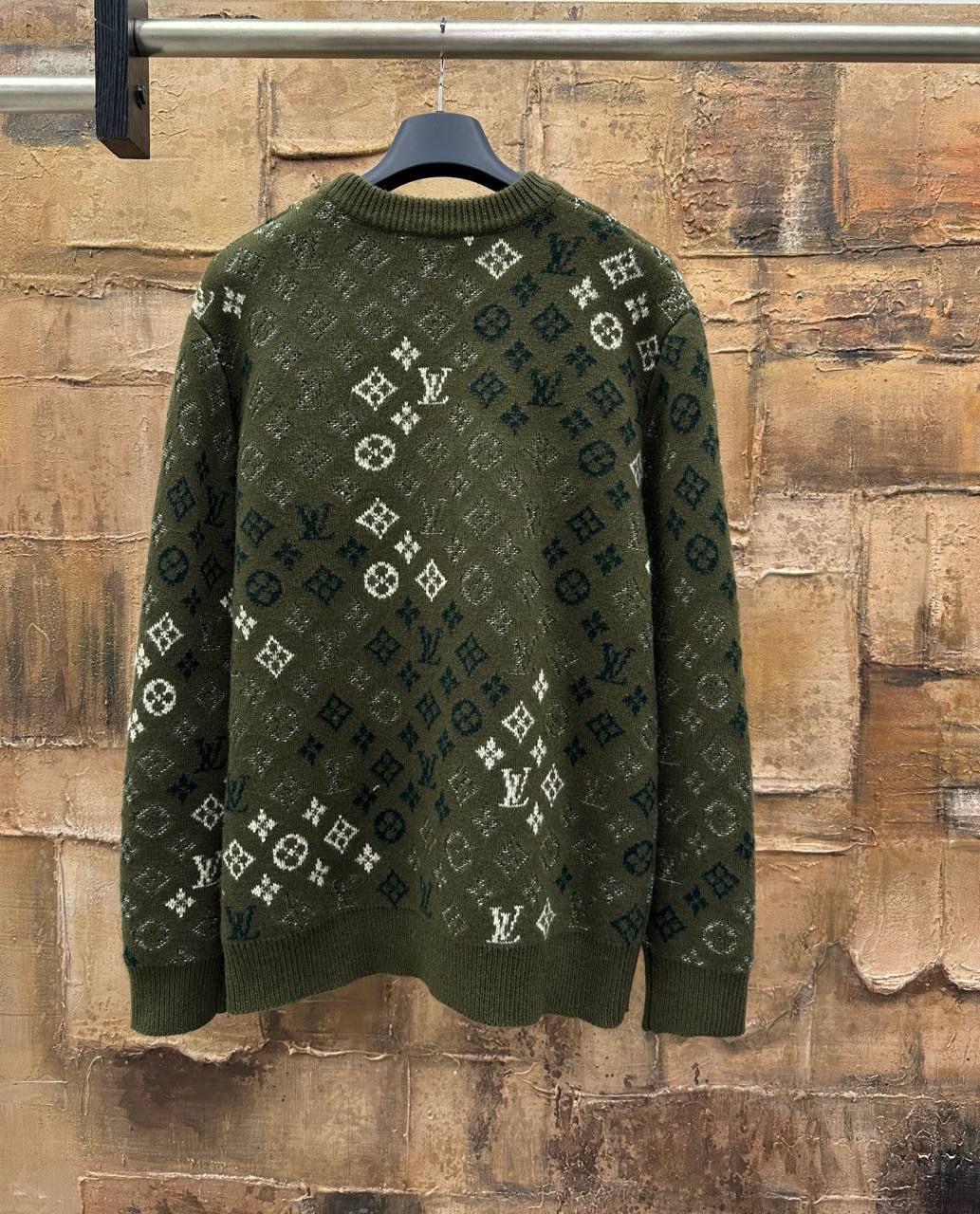 LOUIS VUITTON Мужской свитер LOUIS VUITTON Мужской свитер