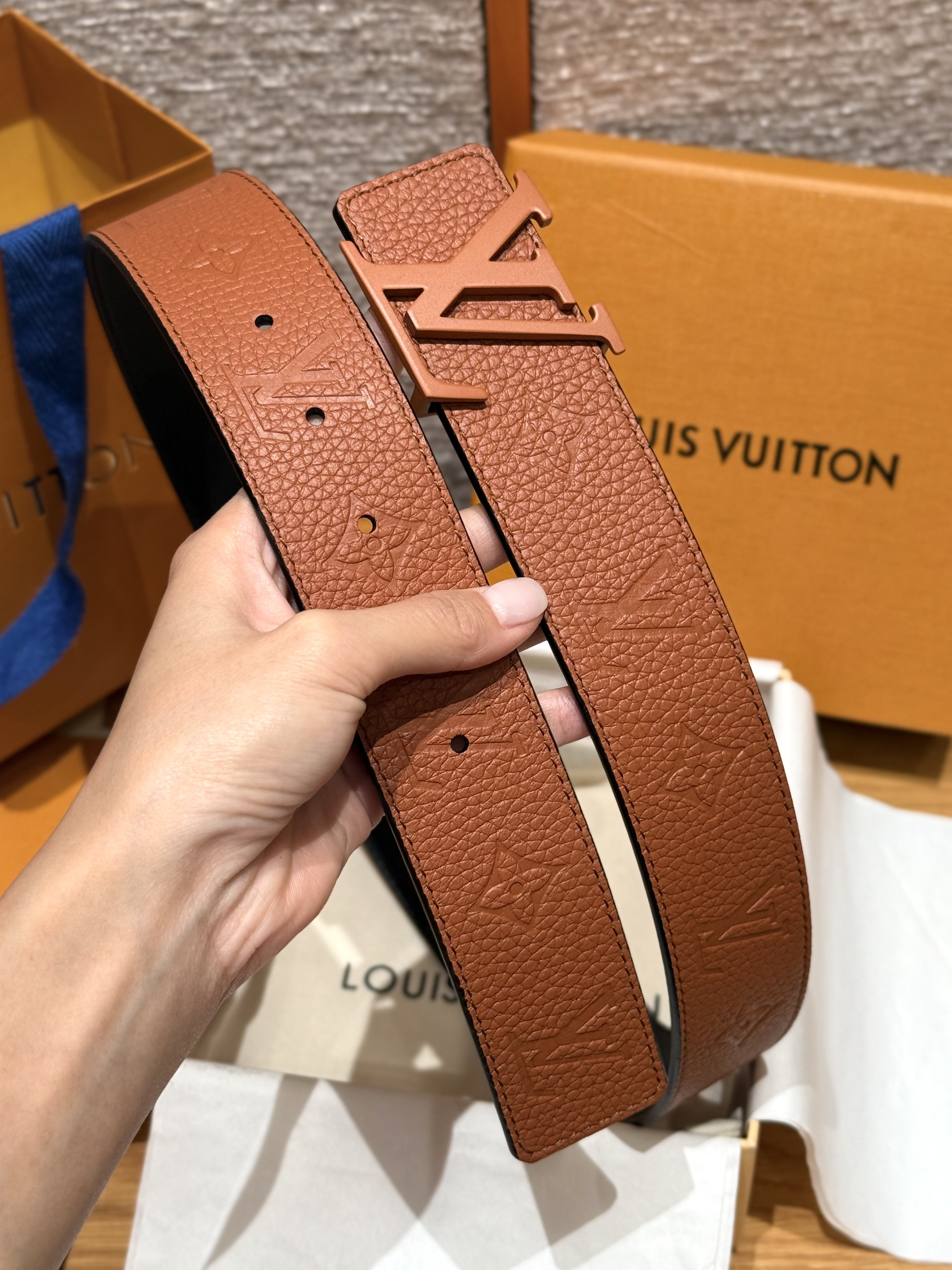 LOUIS VUITTON Мужской ремень 