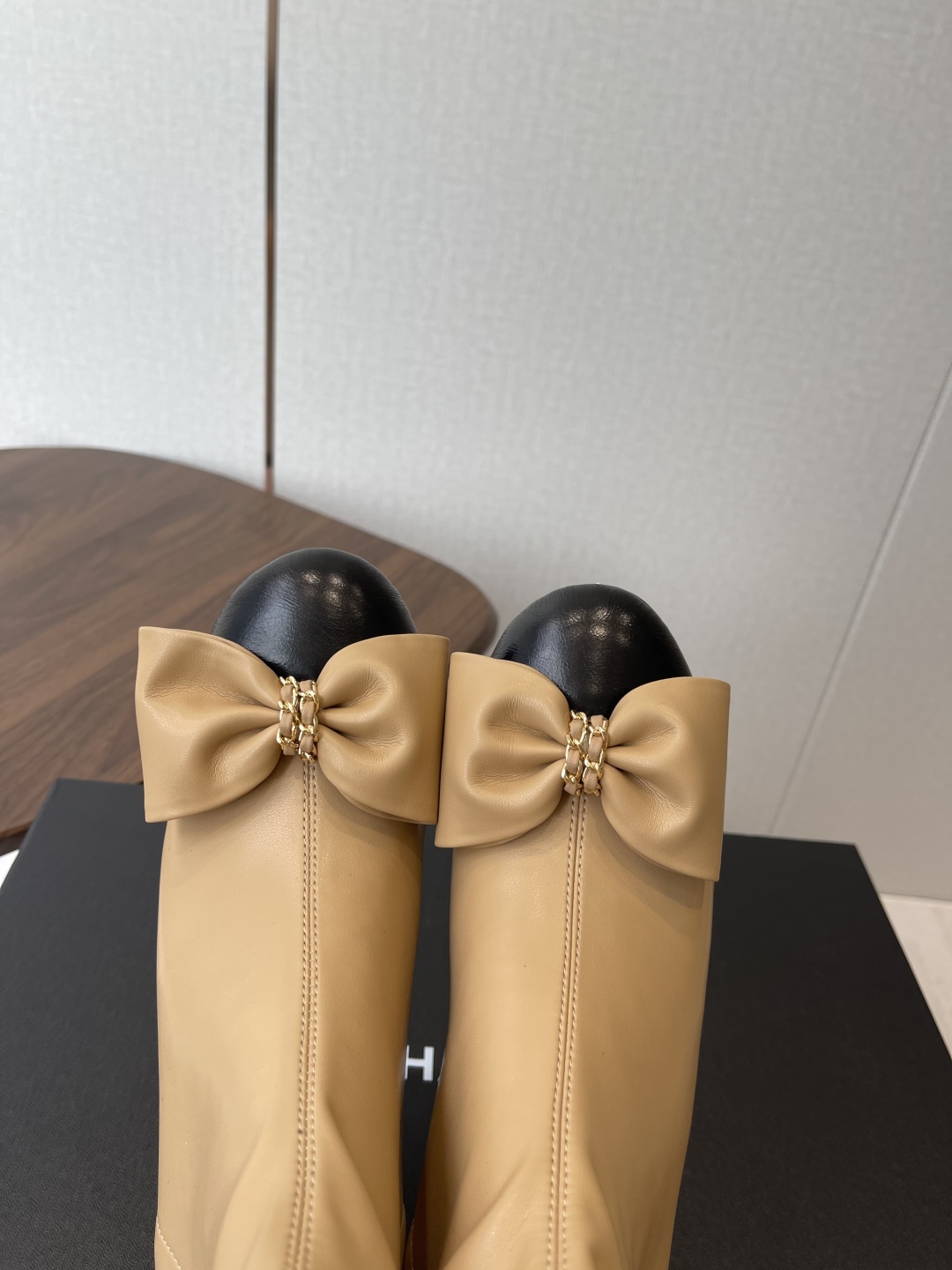 CHANEL Женские ботильоны из овчины CHANEL Женские ботильоны из овчины