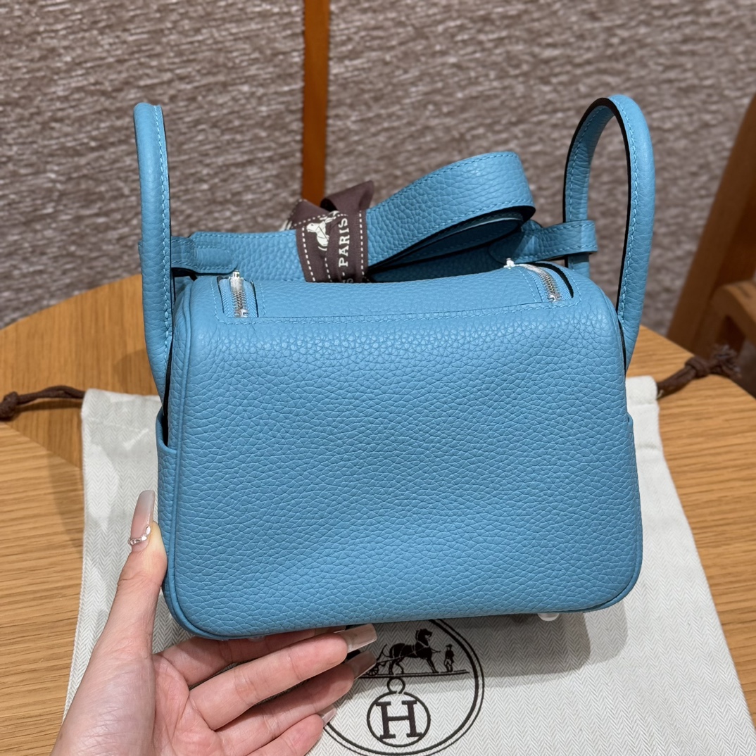 HERMES Женская сумка Lindy 19 см P3 Clemence HERMES Женская сумка Lindy 19 см P3 Clemence