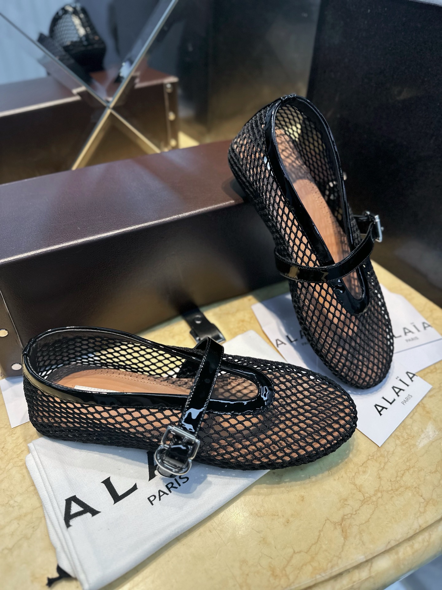 ALAIA Женские балетки с сеткой ALAIA Женские балетки с сеткой