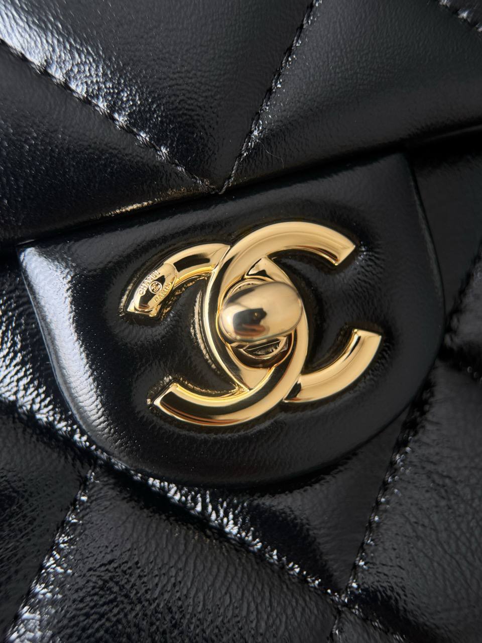 CHANEL Женская сумка 24B CHANEL Женская сумка 24B