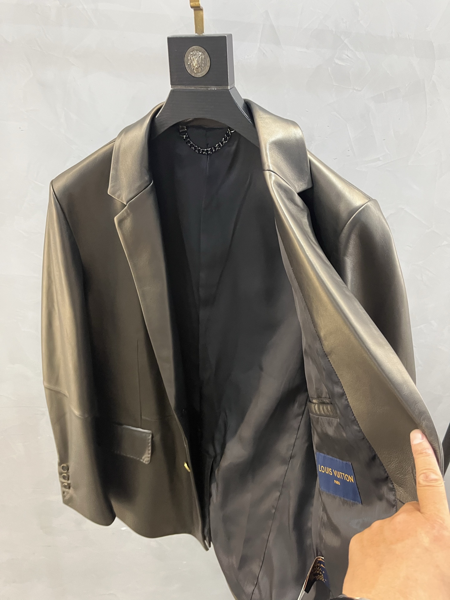 LOUIS VUITTON Мужской кожаный пиджак LOUIS VUITTON Мужской кожаный пиджак