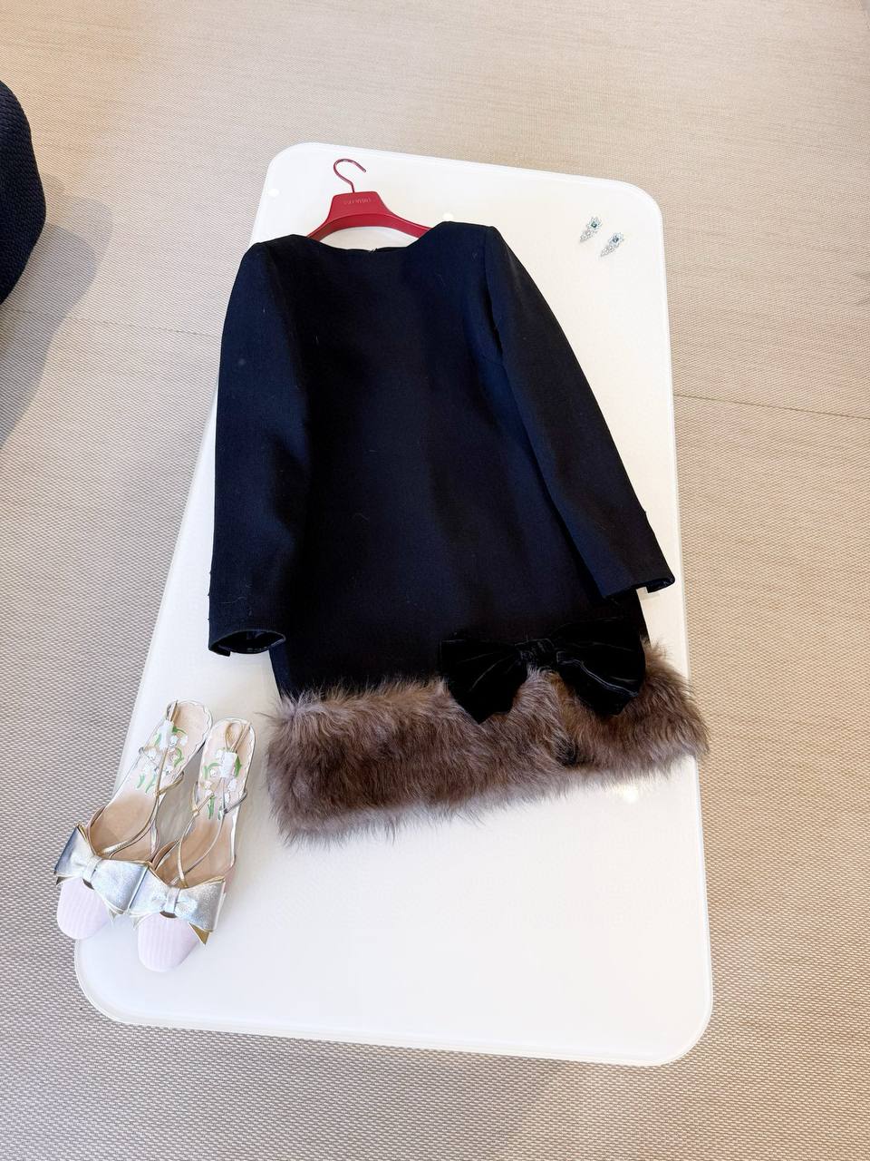 VALENTINO Женское платье с мехом VALENTINO Женское платье с мехом