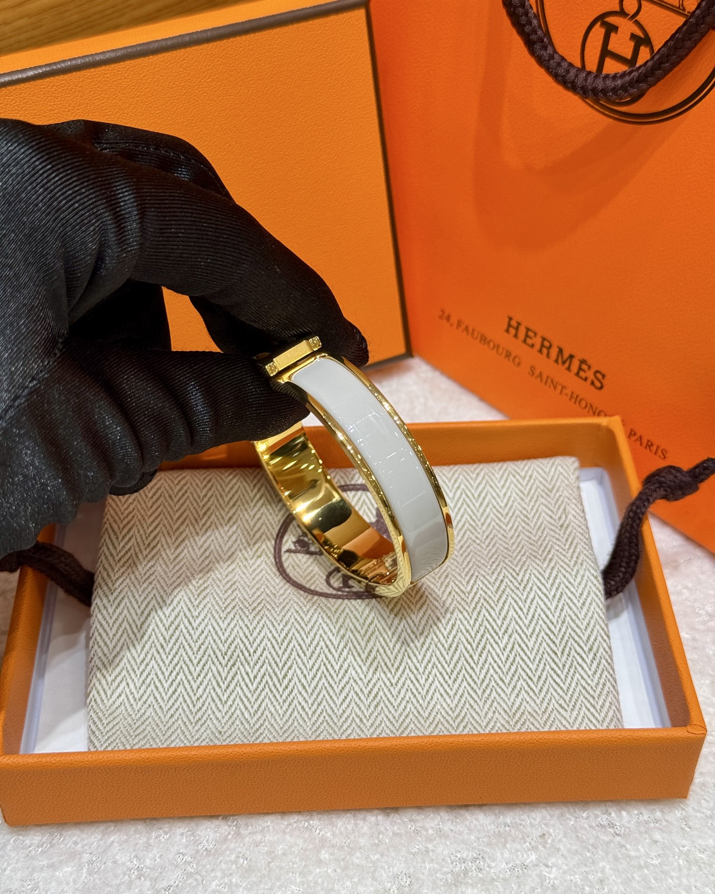 HERMES Браслет Clic H HERMES Браслет Clic H