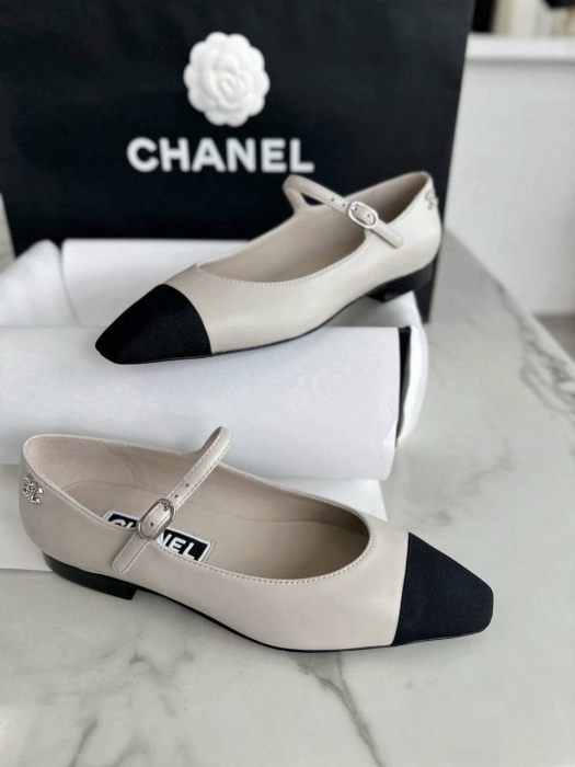 CHANEL Женские туфли