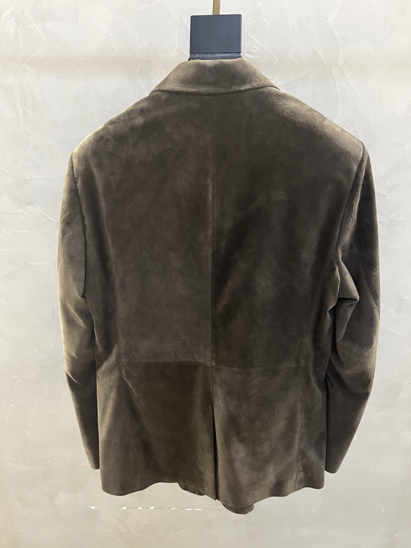 LOUIS VUITTON Мужской пиджак из замши LOUIS VUITTON Мужской пиджак из замши