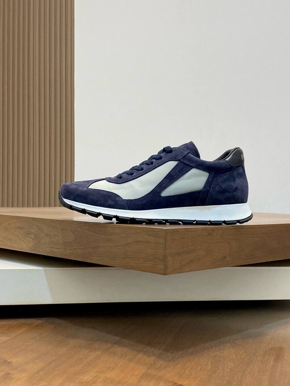 PRADA Мужские кроссовки PRADA Мужские кроссовки