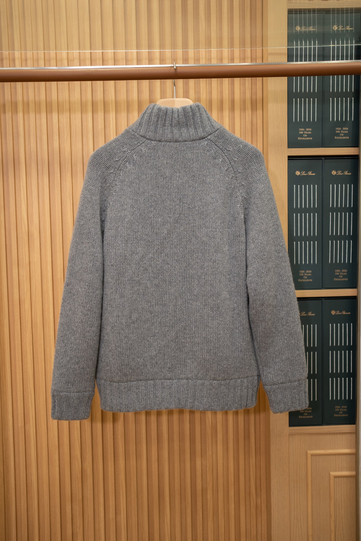 BRUNELLO CUCINELLI Мужской свитер из кашемира 