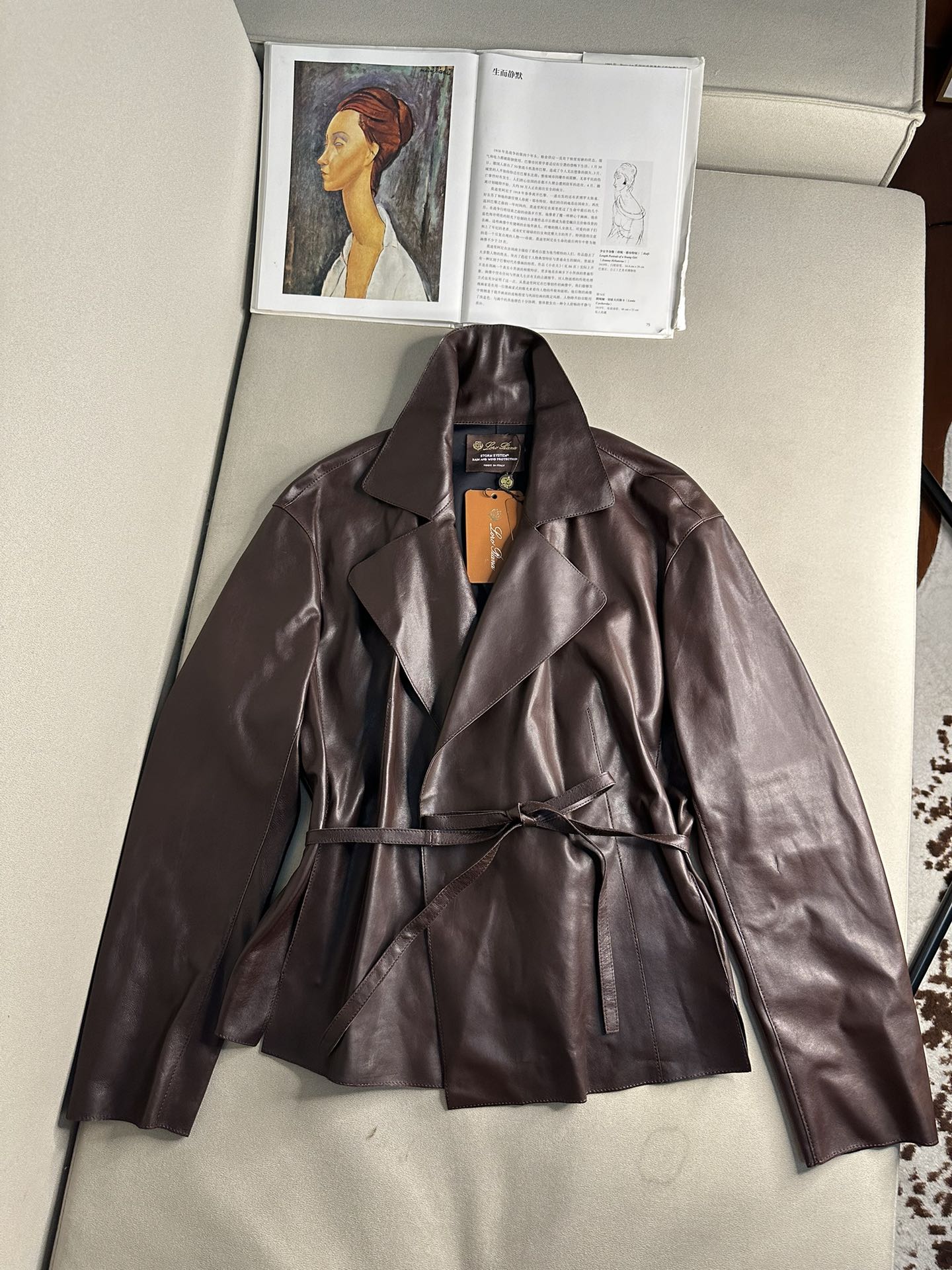 LORO PIANA Женская кожаная куртка LORO PIANA Женская кожаная куртка